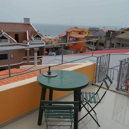 Apartamento T1 Mobilado Com Wi-Fi Praia Exteriör bild